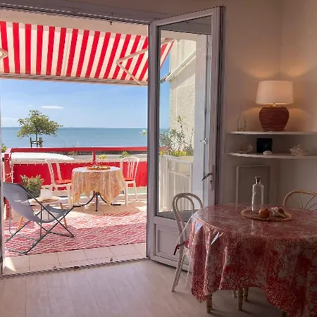公寓 Spacious Family Nest Facing The Sea La Baule