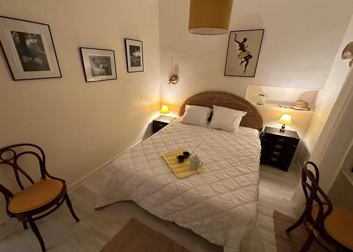 아파트 Spacious Family Nest Facing The Sea *